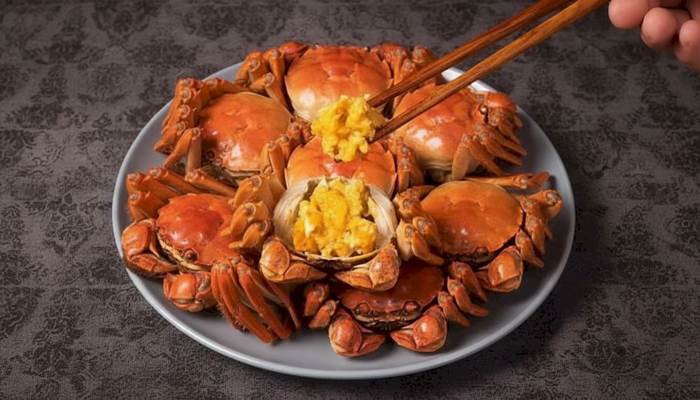 Hairy crabs only appear in autumn, so Da Zha Xie is a dish that locals look forward to every year (Source: Pexels)